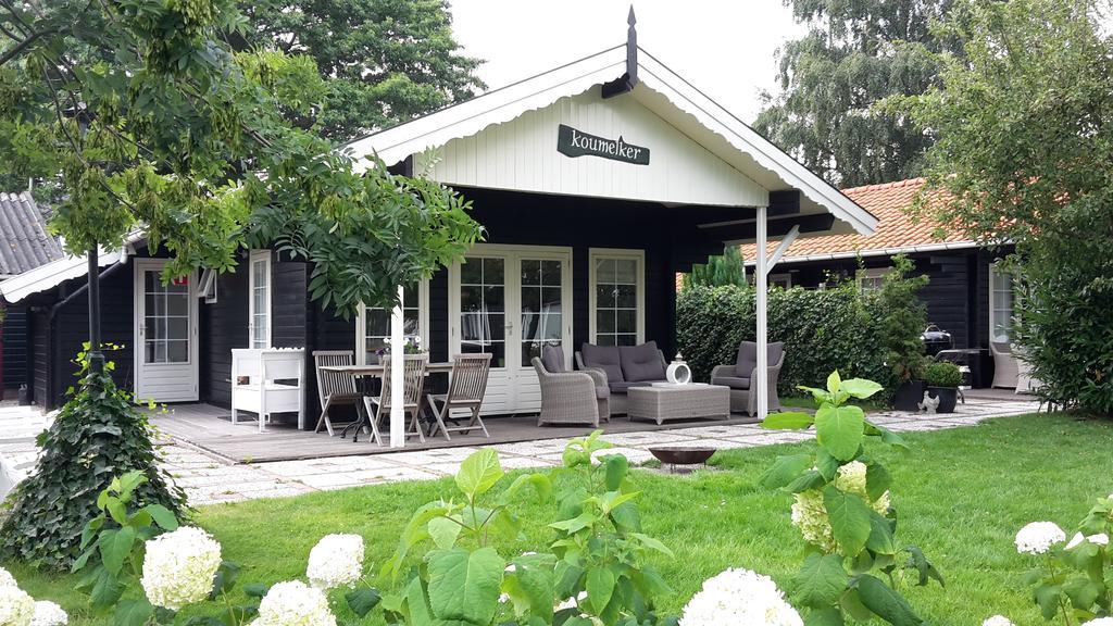 d'Oude Herbergh, vakantiehuizen aan het water Terherne Kamer foto